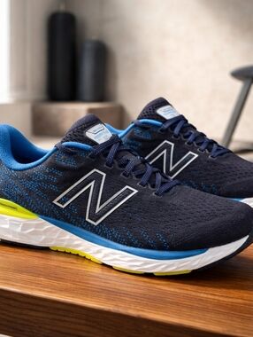 New Balance 880 V11 Mens Running Shoes Size 11  .